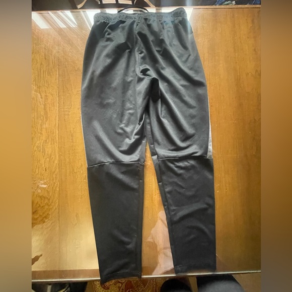 Men’s Nike Pants - Picture 2 of 2